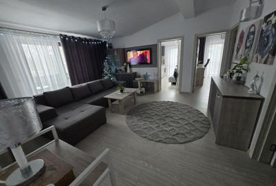Apartament cu 3 camere semidecomandat în Fălticeni - 2