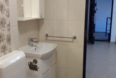 Spațiu comercial, de 37 mp, în Central