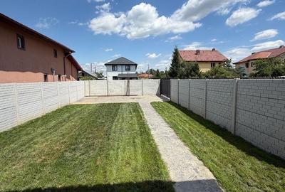 Casă cu 4 camere în Domnești