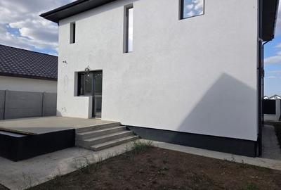 Casă cu 4 camere în Pantelimon - 3