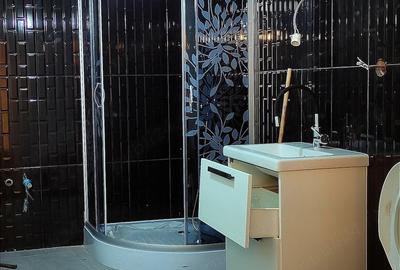 Casă cu 3 camere cu Teren 40 Mp în Tei - 1