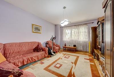 Casă cu 6 camere cu Teren 1576 Mp în Fundeni