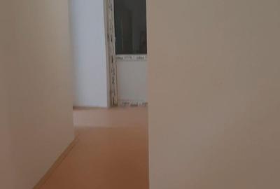 Casă cu 6 camere în Țânțăreni - 1