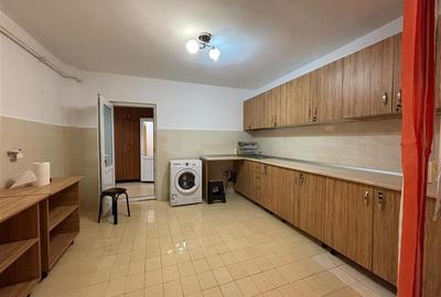 Garsonieră decomandată în E3 - 3