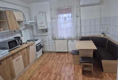 Apartament cu 2 camere decomandat în Central - 1