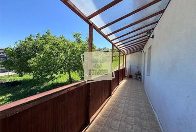 Apartament cu 3 camere decomandat în Șura Mare