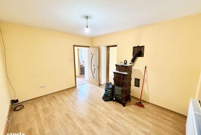 Casă cu 2 camere în Moșnița Nouă