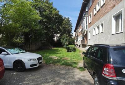 Apartament cu 2 camere decomandat în Exterior Vest