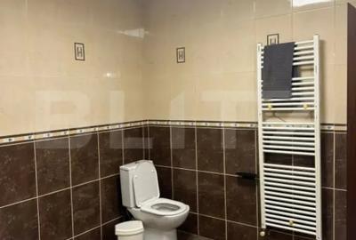 Apartament cu 4 camere decomandat în Semicentral