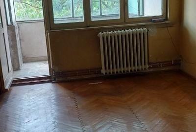 Apartament cu 2 camere semidecomandat în Tudor