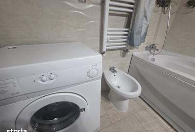 Apartament cu 3 camere decomandat în Tractorul - 14