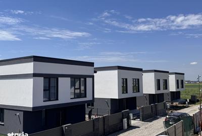 Casă cu 4 camere cu Teren 330 Mp în Central - 2