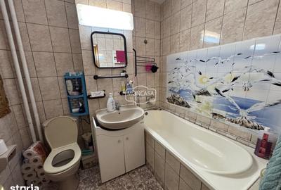 Apartament cu 4 camere decomandat în Central - 2