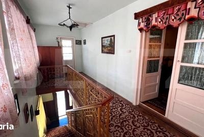 Casă cu 4 camere cu Teren 200 Mp în Central - 3