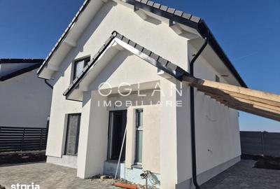 Casă cu 5 camere cu Teren 441 Mp în Șura Mică