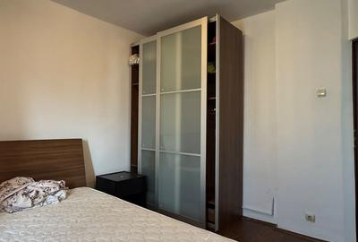 Apartament cu 4 camere decomandat în Crângași