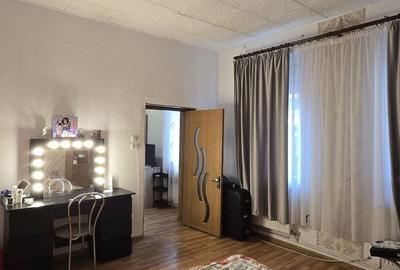 Casă cu 2 camere cu Teren 172 Mp în Vitrometan