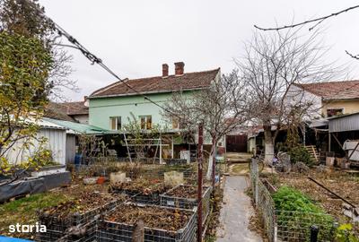 Casă cu 4 camere cu Teren 752 Mp în Malul Mureșului