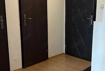 Garsonieră decomandată în Florilor