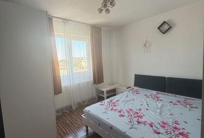 Apartament cu 2 camere decomandat în Roșu