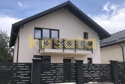 Casă individuală cu 4 camere cu Canalizare în Domnești
