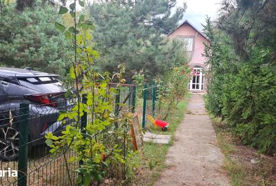 Casă cu 5 camere cu Teren 2600 Mp în Rahova
