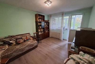 Apartament cu 2 camere decomandat în Drumul Taberei