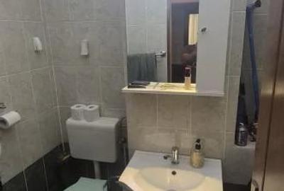 Apartament cu 3 camere decomandat în Găvana