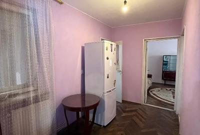 Apartament cu 3 camere decomandat, mobilat în Central - 12