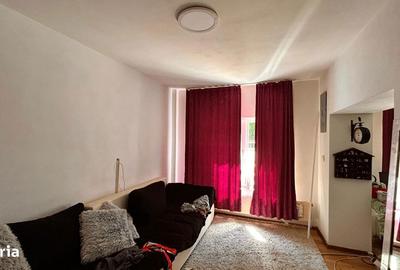 Casă cu 4 camere cu Teren 226 Mp în Central - 8