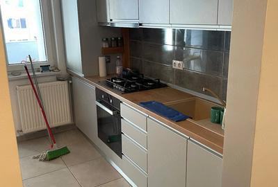 Apartament cu 2 camere decomandat în Central - 2