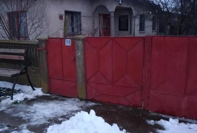 Casă cu 4 camere în Malu