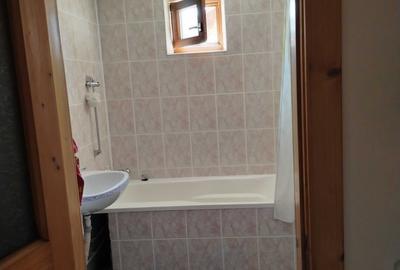 Apartament cu 4 camere decomandat în Central - 1