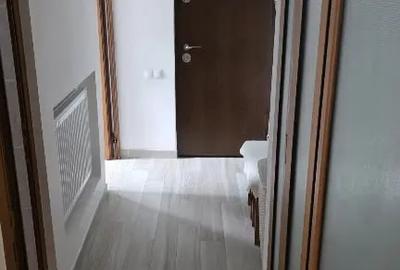 Apartament cu 3 camere semidecomandat în Central - 3