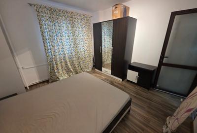 Apartament cu 3 camere semidecomandat în Berceni - 14