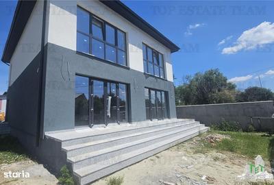 Spațiu comercial, de 120 mp, în Domnești
