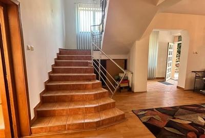 Casă individuală cu 8 camere cu Canalizare în Gruia - 5