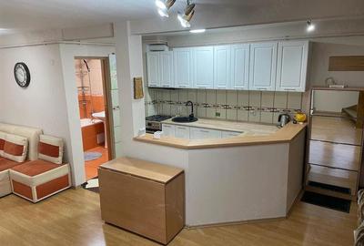 Apartament cu 4 camere decomandat, mobilat în Vasile Aaron