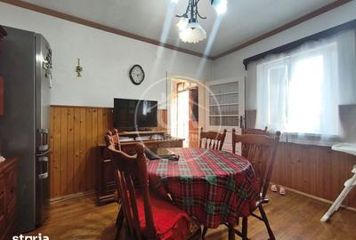 Casă cu 3 camere cu Teren 297 Mp în Central