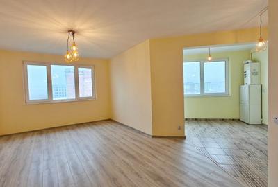 Apartament cu 3 camere semidecomandat, mobilat în Florești - 2