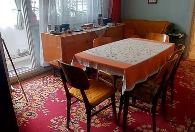Apartament cu 4 camere semidecomandat în Circumvalațiunii - 1