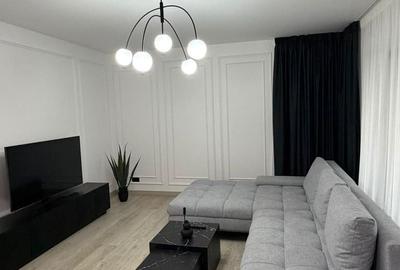 Apartament cu 3 camere semidecomandat în Dristor