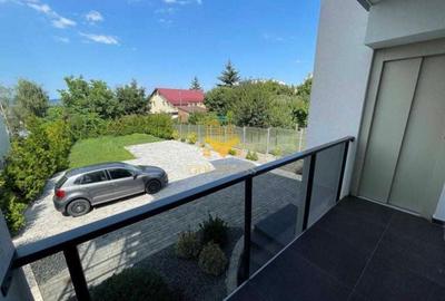 Apartament cu 3 camere semidecomandat în Semicentral - 8