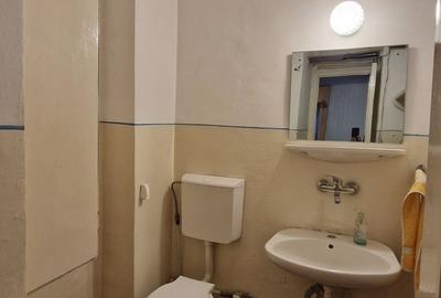 Apartament cu 3 camere decomandat în Dacia - 2