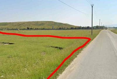 Teren de 6200 mp, în Central