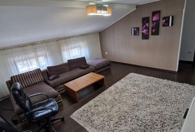Apartament cu 2 camere decomandat în Bariera Vâlcii