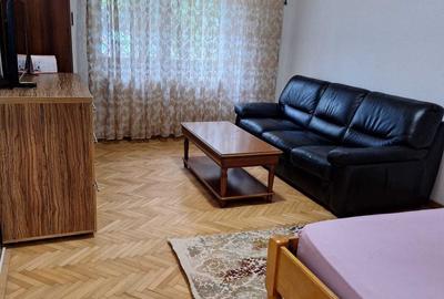 Garsonieră decomandată în Drumul Taberei