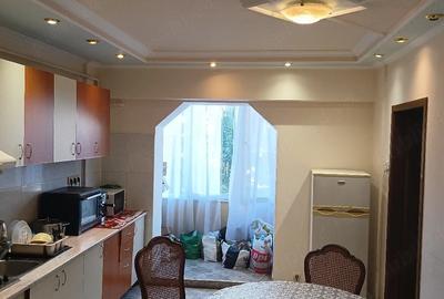 Apartament cu 2 camere decomandat în Traian - 2