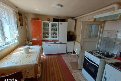 Casă cu 2 camere cu Teren 300 Mp în Central - 10