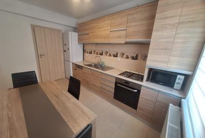 Apartament cu 2 camere decomandat în Central - 1